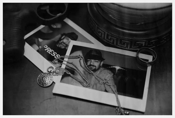 Cherishing Moments: The Emotional Power of a Memory Necklace - Customcuff